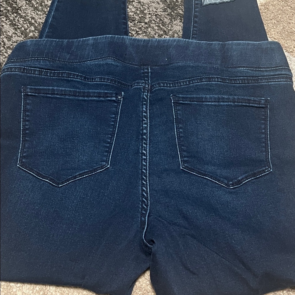 Old Navy Rockstar Jeggings, frayed hem, pull-on, dark wash, size 16 EUC! - Picture 5 of 5